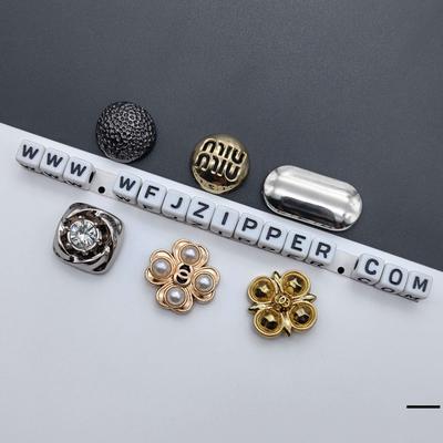 Logo Plates